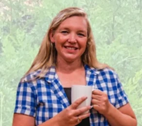 Carolyn from Homesteading Family